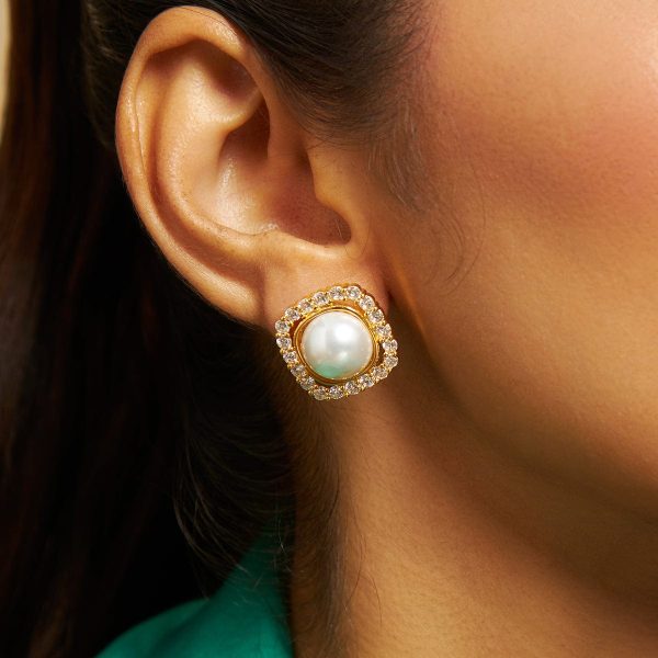 Trendy Pearl Earring 174319 Fashion